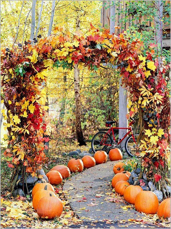 mariage en automne arche ceremonie feuillage decor allée ceremonie citrouille